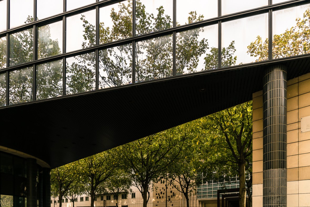 Travel and street pictures of Paris, France people, places and things made by mcmessner Mary Catherine Messner.