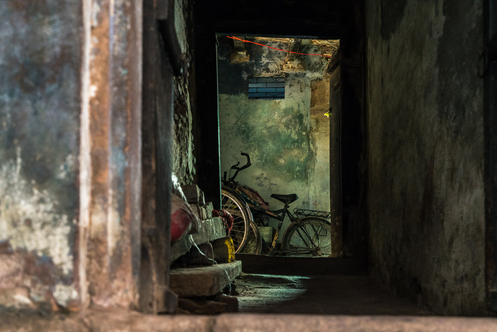 Travel and street photographs of Varanasi Uttar Pradesh India made by Mary Catherine Messner for mctravelpics.com.