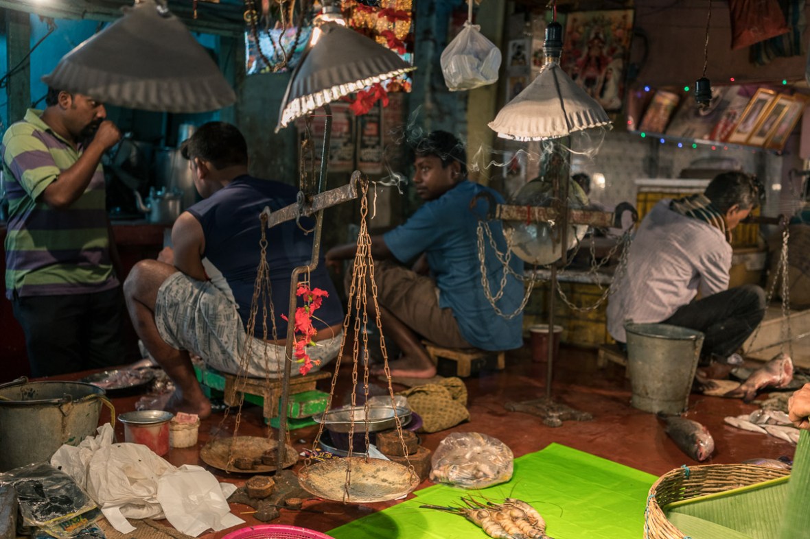 Street and travel photographs of Kolkata India taken by Mary Catherine Messner for mctravelpics.com.