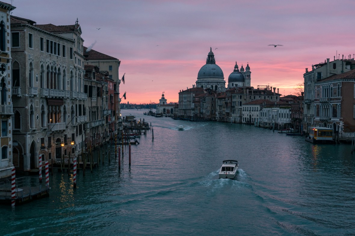 Street and travel photographs of Venice Italy taken by Mary Catherine Messner for mctravelpics.com.