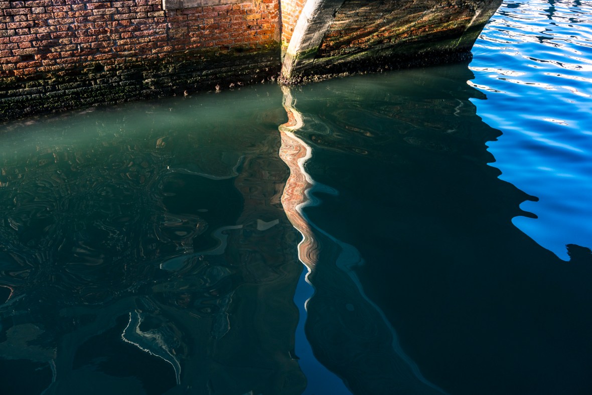 Street and travel photographs of Venice Italy taken by Mary Catherine Messner for mctravelpics.com.