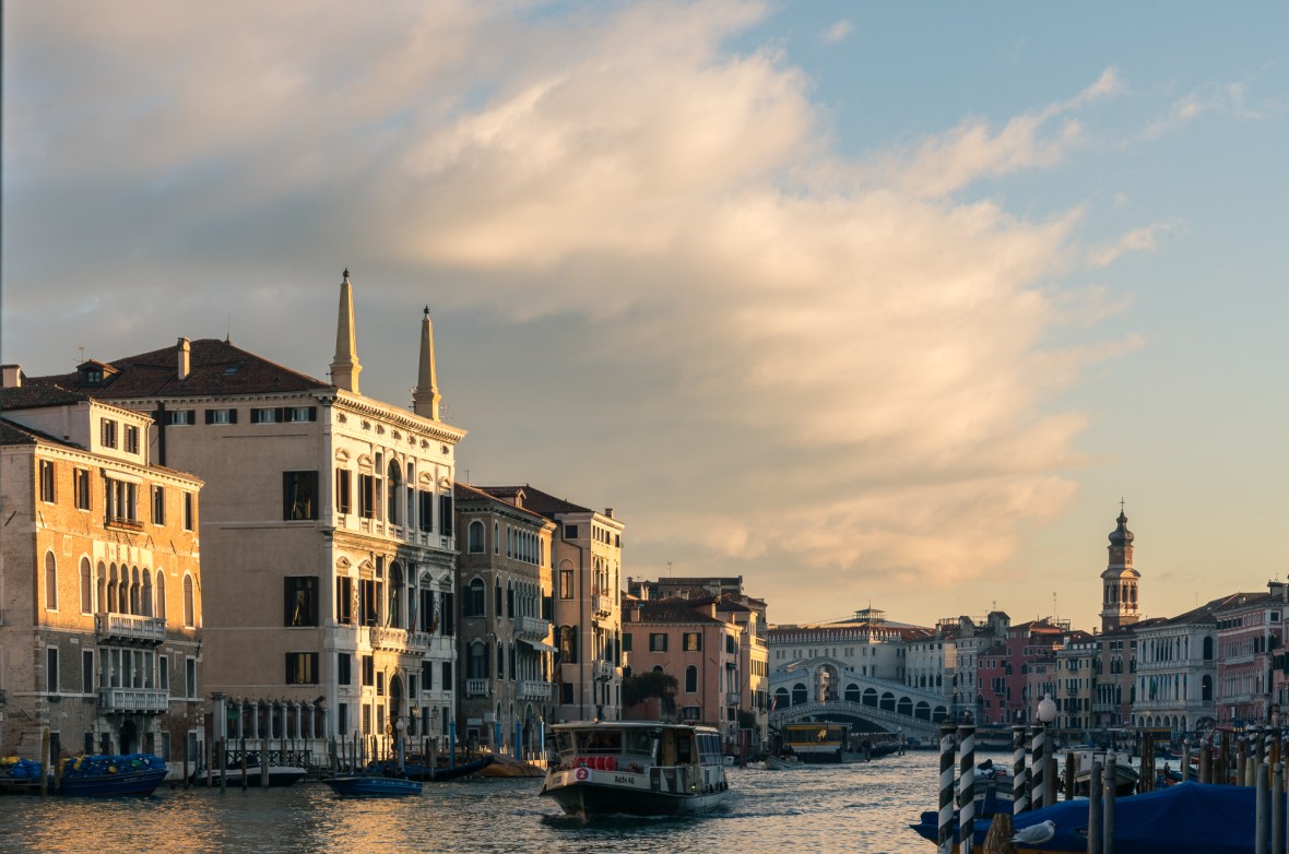 Street and travel photographs of Venice Italy taken by Mary Catherine Messner for mctravelpics.com.
