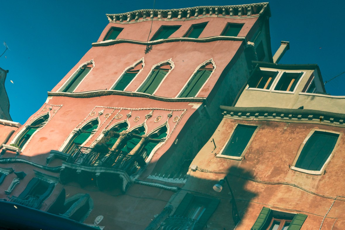 Street and travel photographs of Venice Italy taken by Mary Catherine Messner for mctravelpics.com.