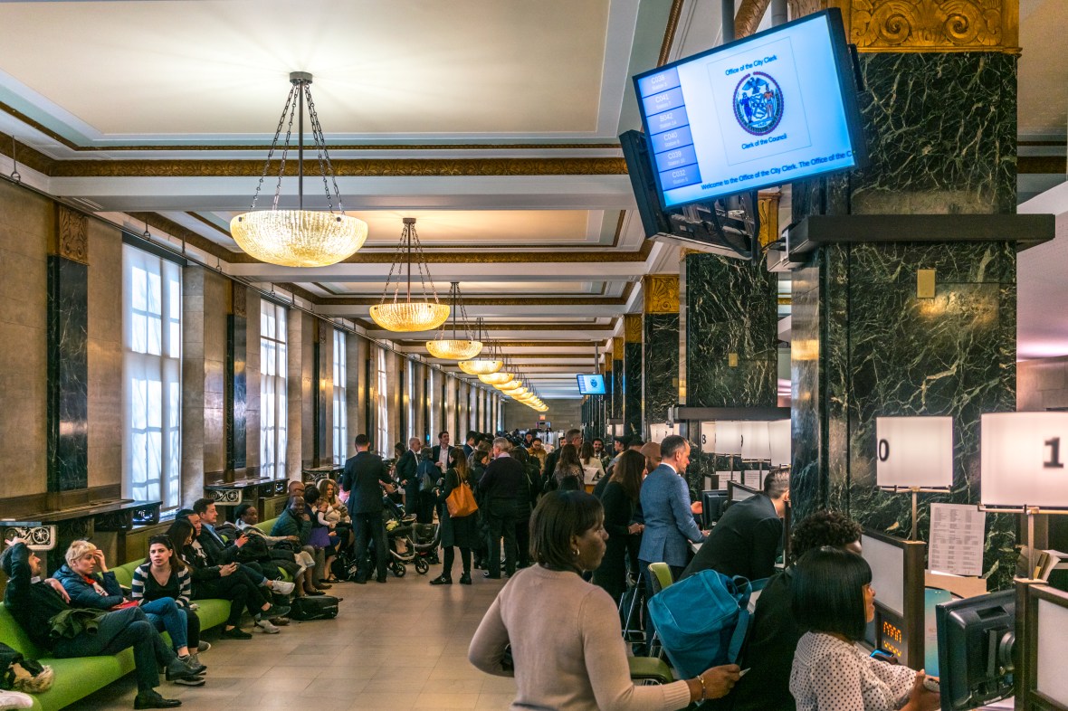 Street and travel photographs of New York City taken by Mary Catherine Messner mcmessner for mctravelpics.com.