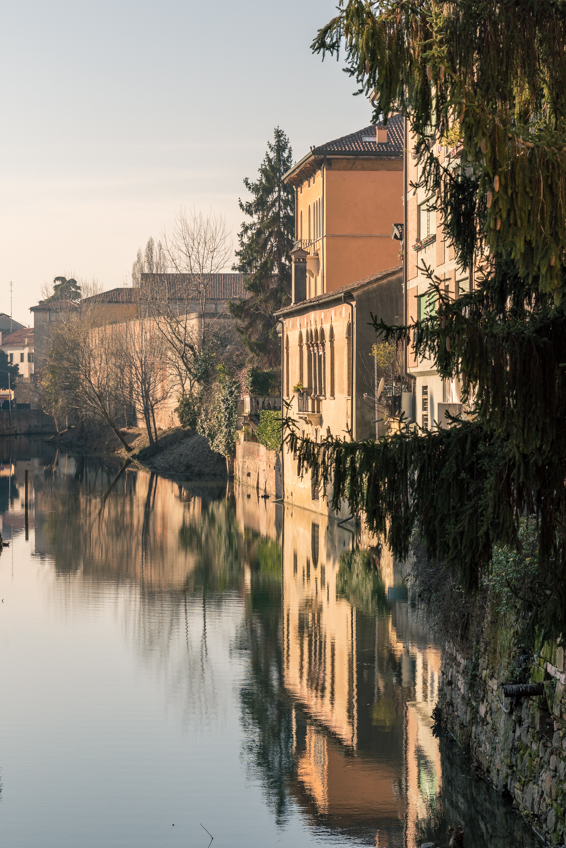 Street and travel photographs of Venice Italy taken by Mary Catherine Messner for mctravelpics.com.