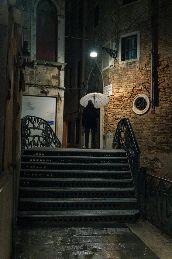 Street and travel photographs of Venice Italy taken by Mary Catherine Messner for mctravelpics.com.