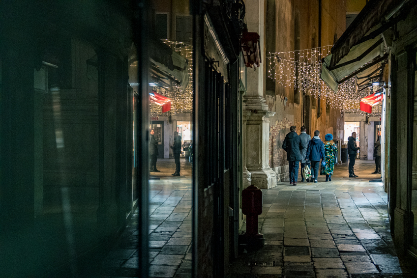 Street and travel photographs of Venice Italy taken by Mary Catherine Messner for mctravelpics.com.