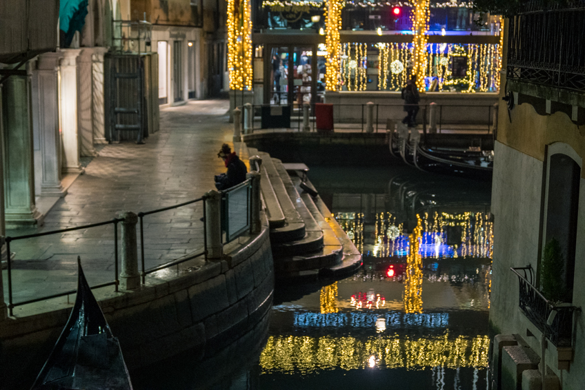 Street and travel photographs of Venice Italy taken by Mary Catherine Messner for mctravelpics.com.