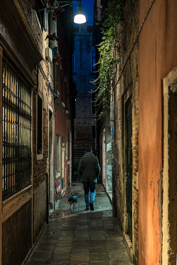 Street and travel photographs of Venice Italy taken by Mary Catherine Messner for mctravelpics.com.