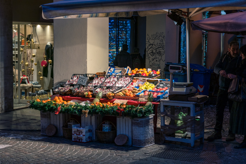 Street and travel photographs of Venice Italy taken by Mary Catherine Messner for mctravelpics.com.