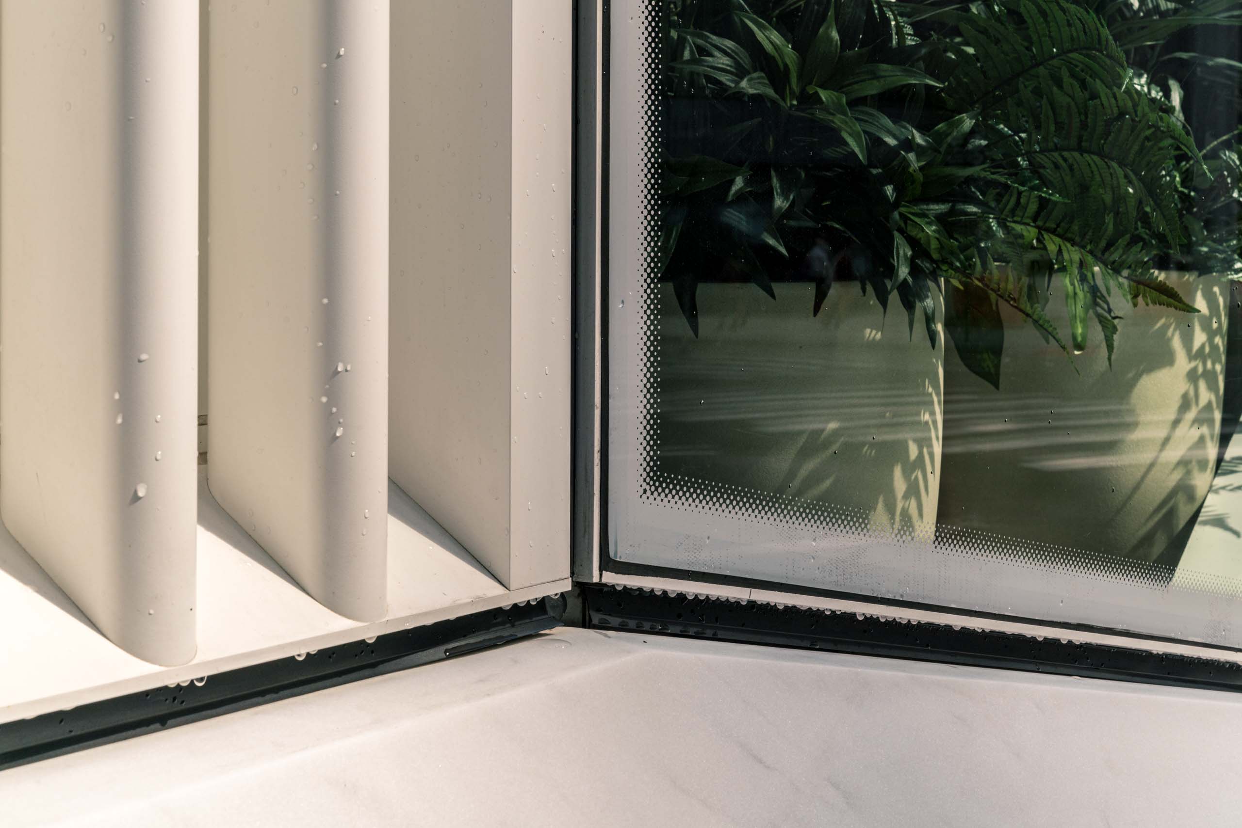 Travel and street photography of New York City made by New York photographer Mary Catherine Messner (mcmessner).