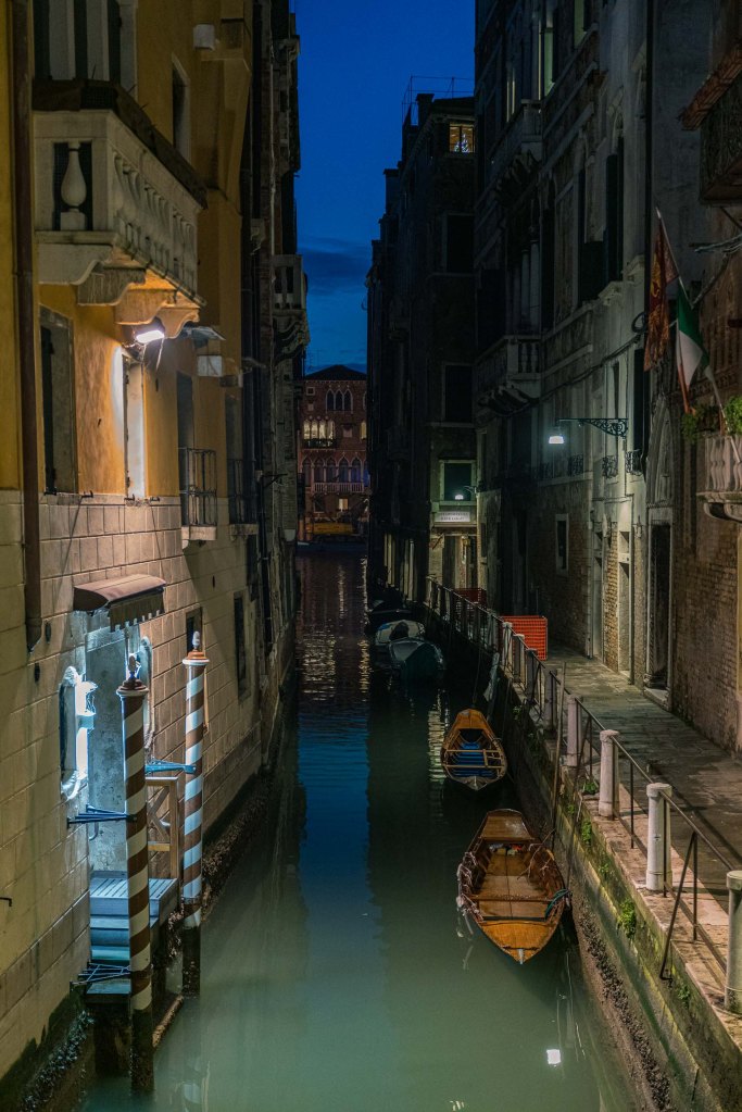 Travel and street photography of Venice or Venezia, Italy made by New York photographer Mary Catherine Messner (mcmessner).