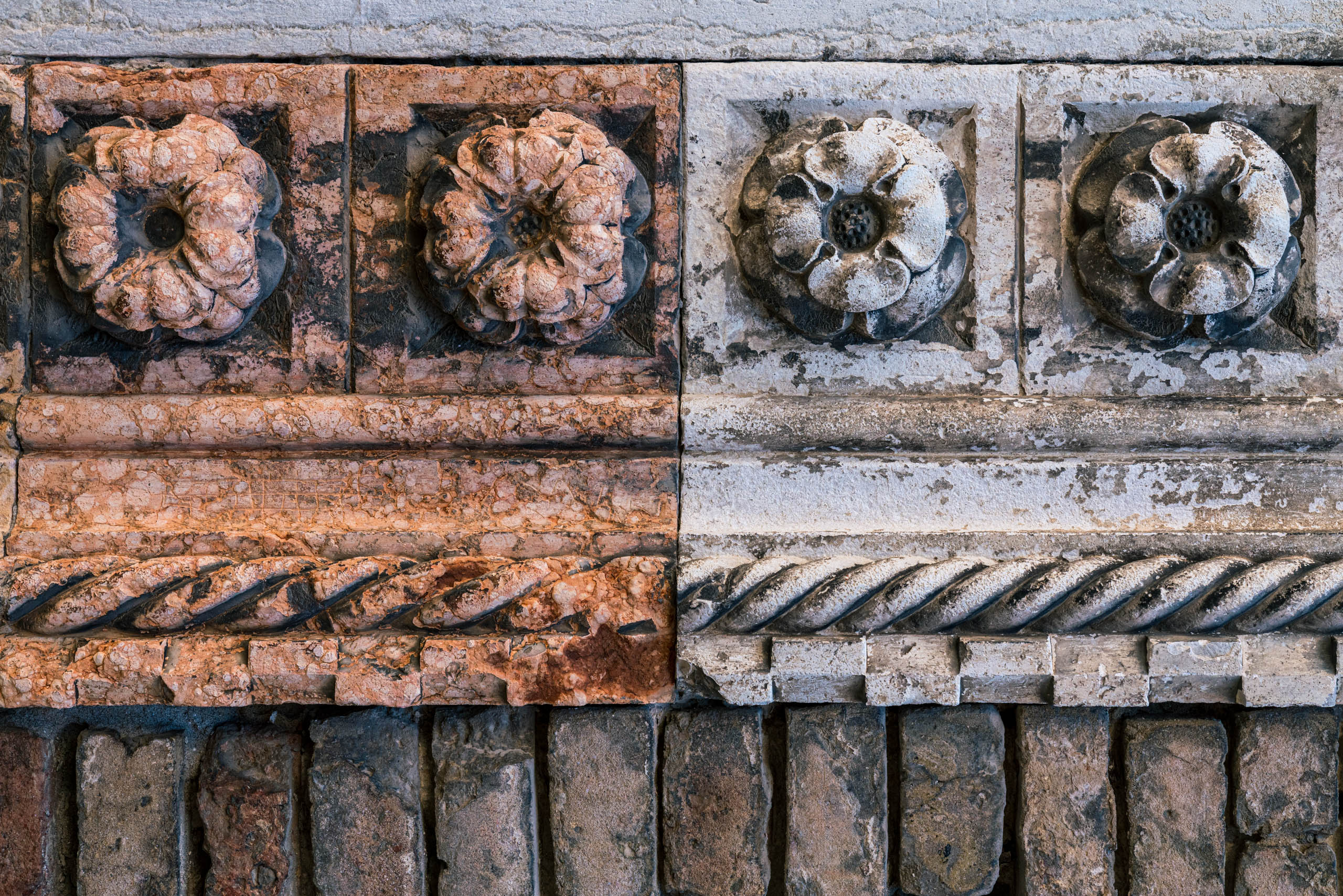 Travel and street photography of Venice or Venezia, Italy made by New York photographer Mary Catherine Messner (mcmessner).