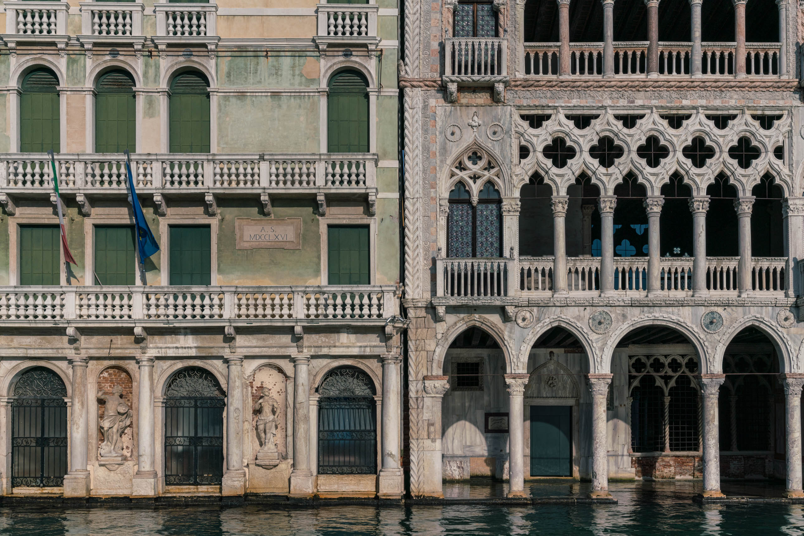 Travel and street photography of Venice or Venezia, Italy made by New York photographer Mary Catherine Messner (mcmessner).
