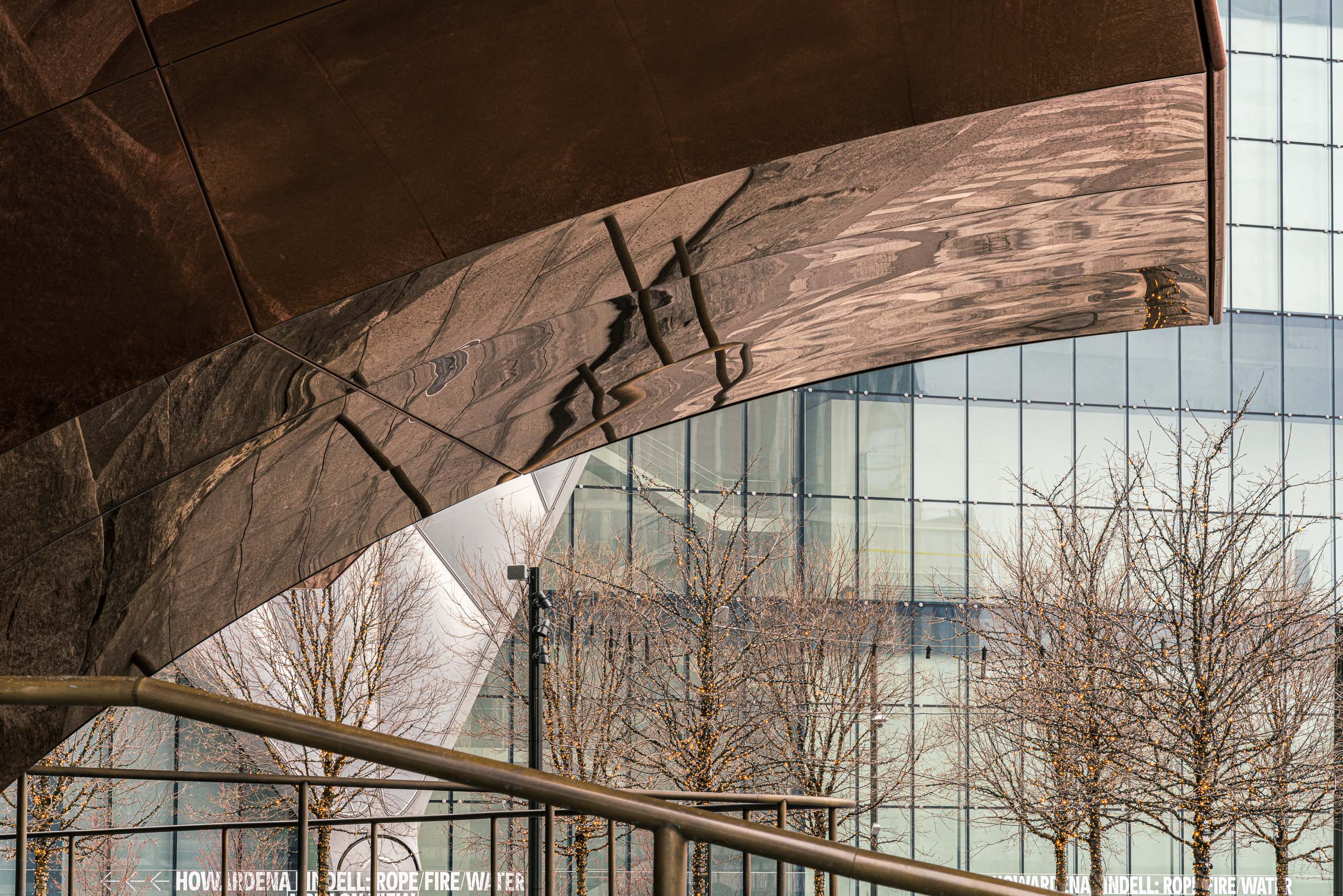 Travel and street photography from the Highline in New York City USA made by New York photographer Mary Catherine Messner (mcmessner).