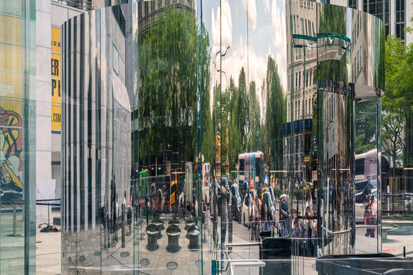 Travel and street photography in New York City USA made by New York photographer Mary Catherine Messner (mcmessner).