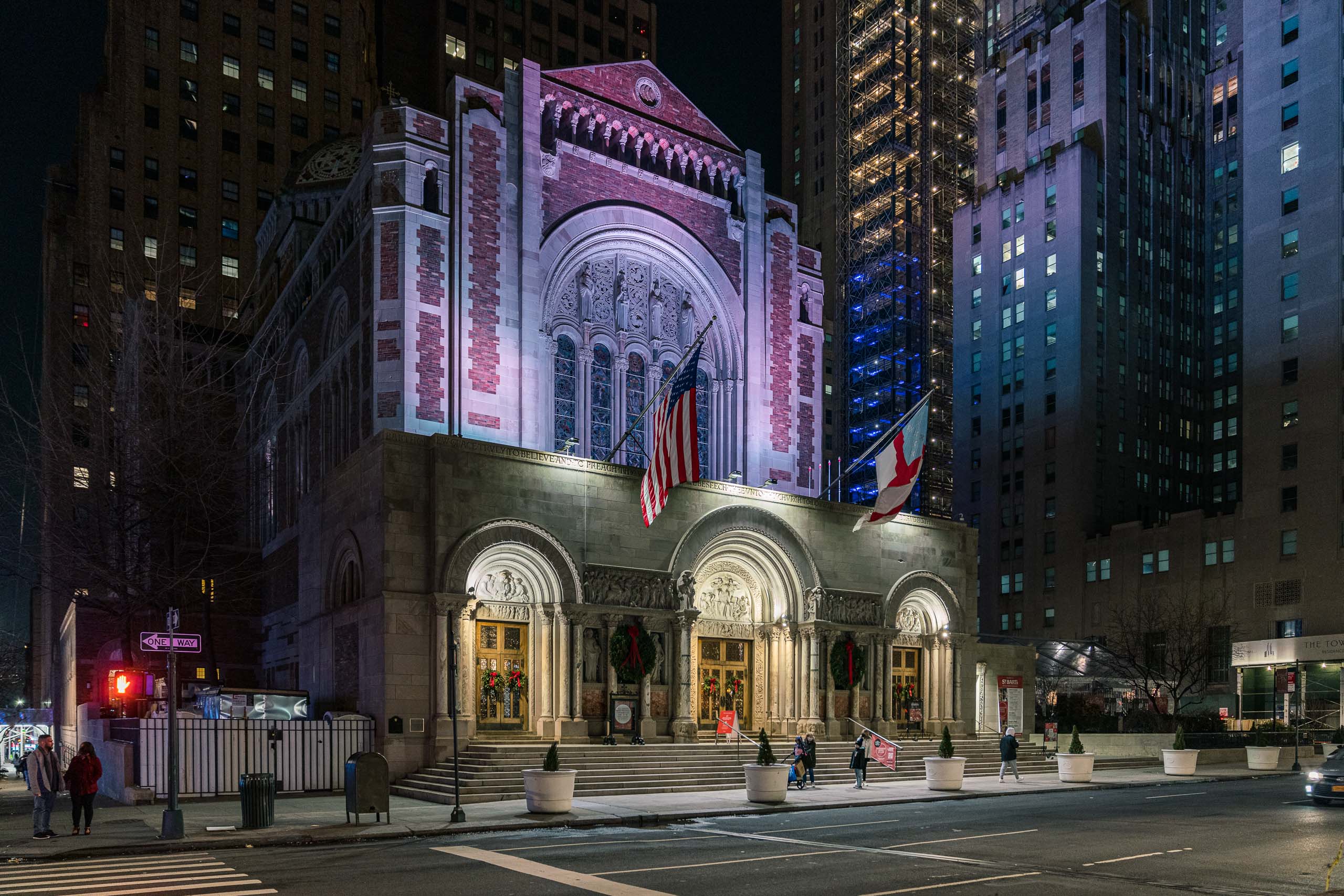 Travel and street photography of Christmas in New York City, New York, USA made by New York photographer Mary Catherine Messner (mcmessner).