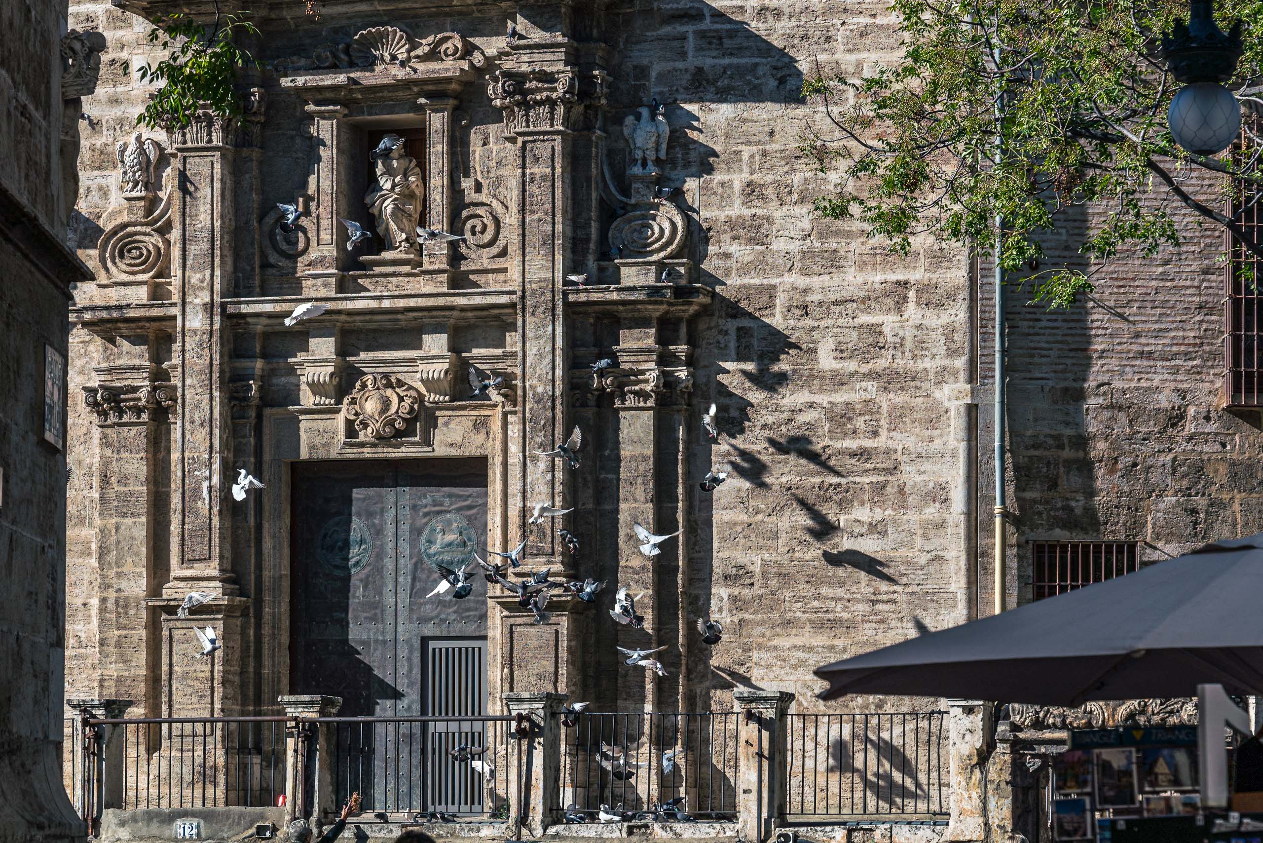 Travel and street photography of Valencia Spain made by New York photographer Mary Catherine Messner (mcmessner).