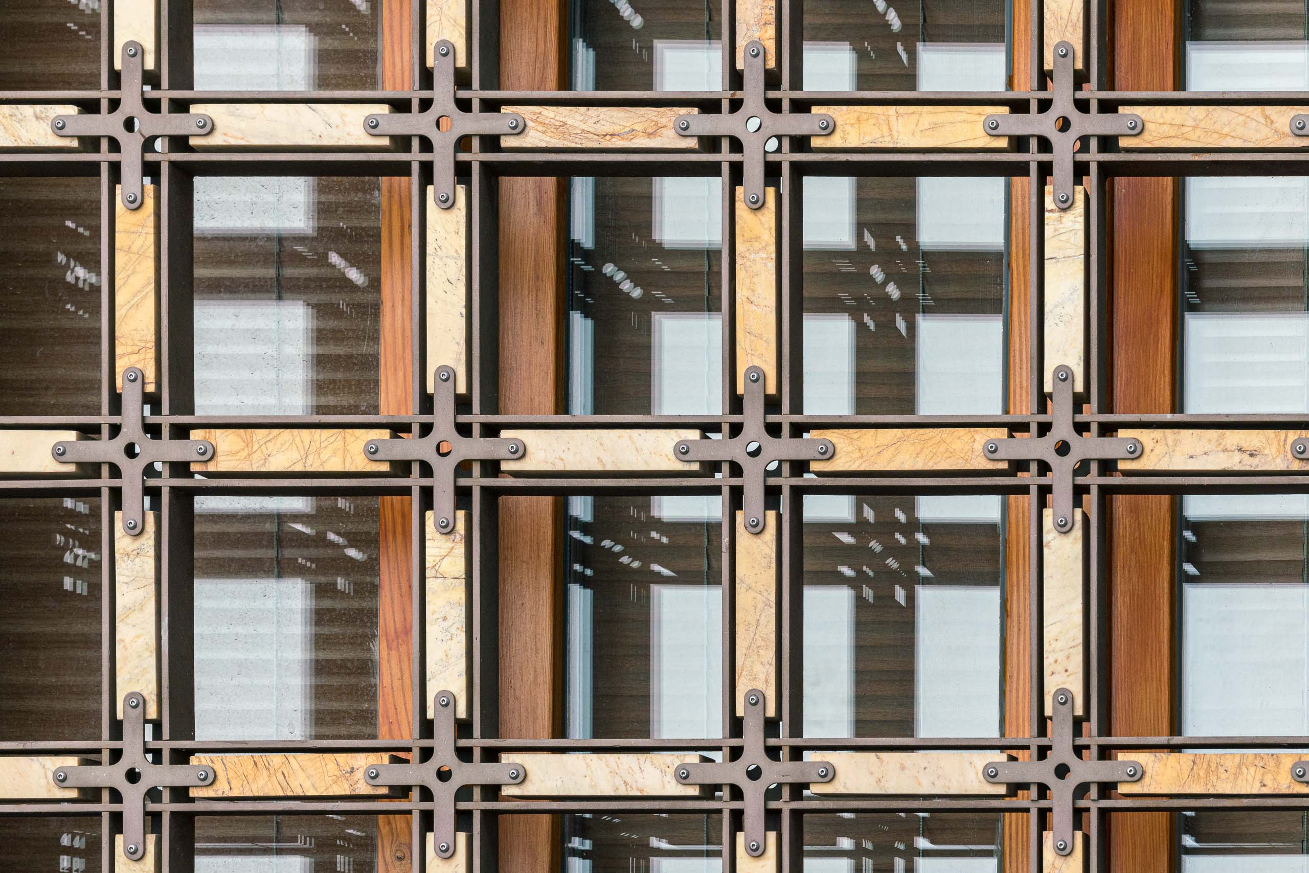 Travel and street photography of Cordoba Andalusia Spain made by New York photographer Mary Catherine Messner (mcmessner).