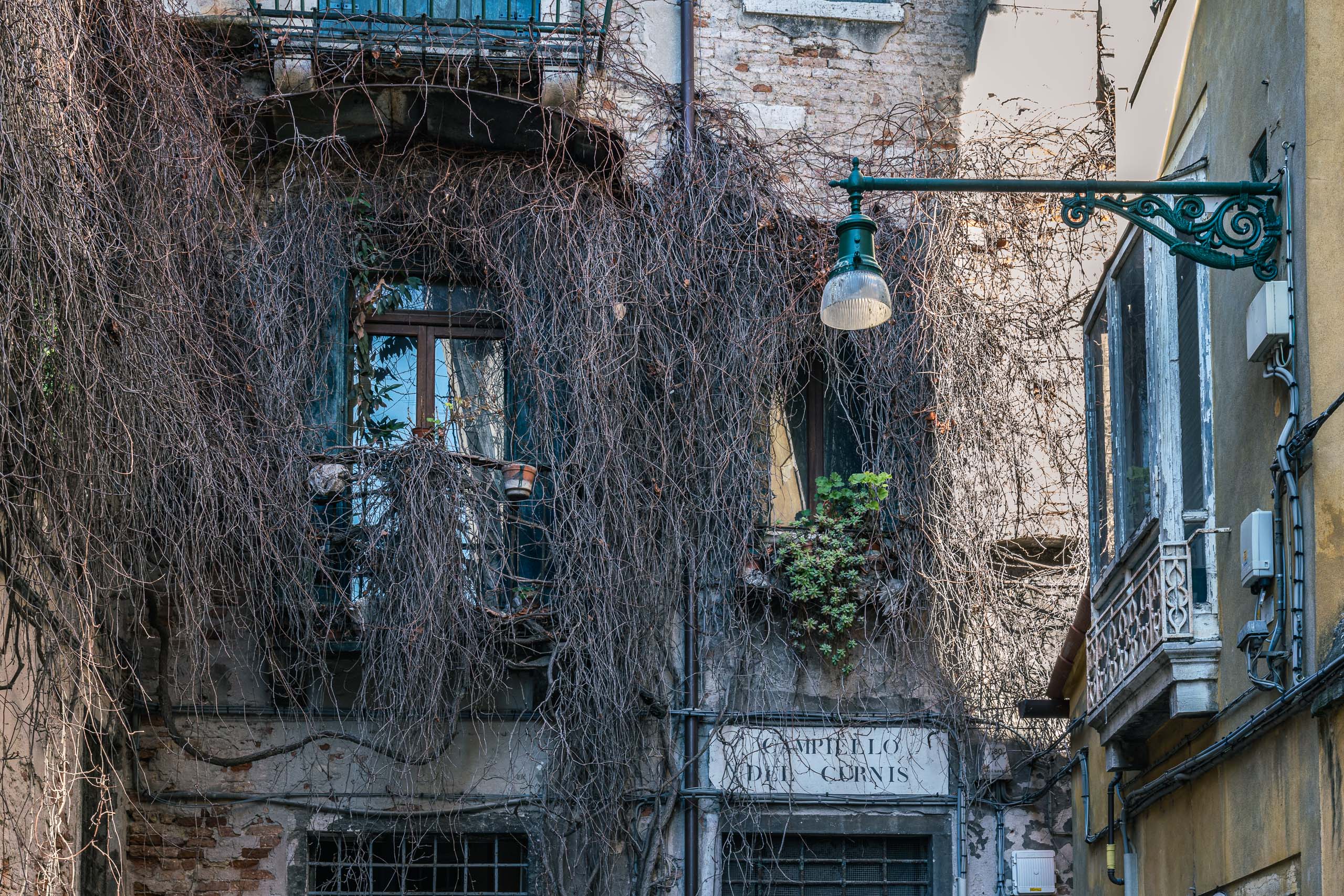 Travel and street photography of Venice Veneto Italy made by New York photographer Mary Catherine Messner (mcmessner).