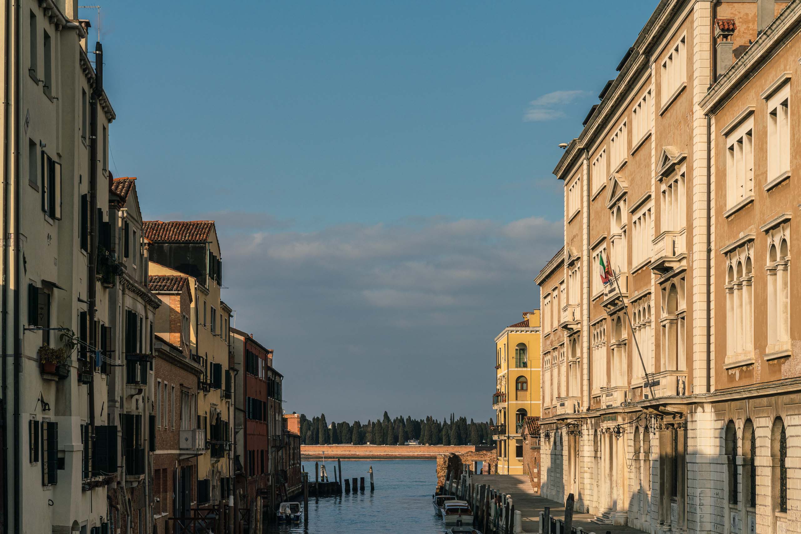Travel and street photography of Venice Veneto Italy made by New York photographer Mary Catherine Messner (mcmessner).