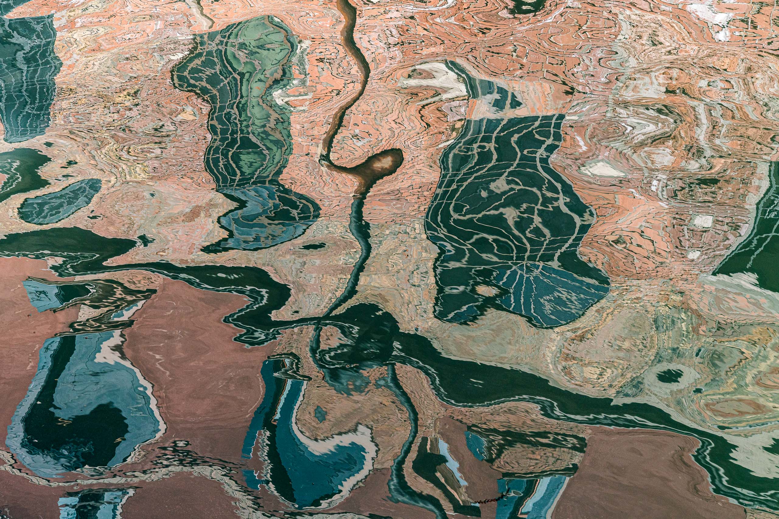 Travel and street photography of Venice Veneto Italy made by New York photographer Mary Catherine Messner (mcmessner).