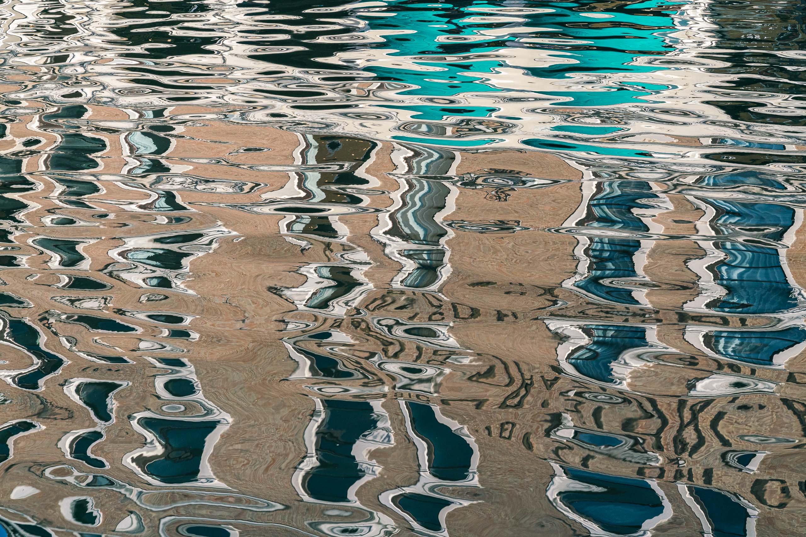 Travel and street photography of Venice Veneto Italy made by New York photographer Mary Catherine Messner (mcmessner).
