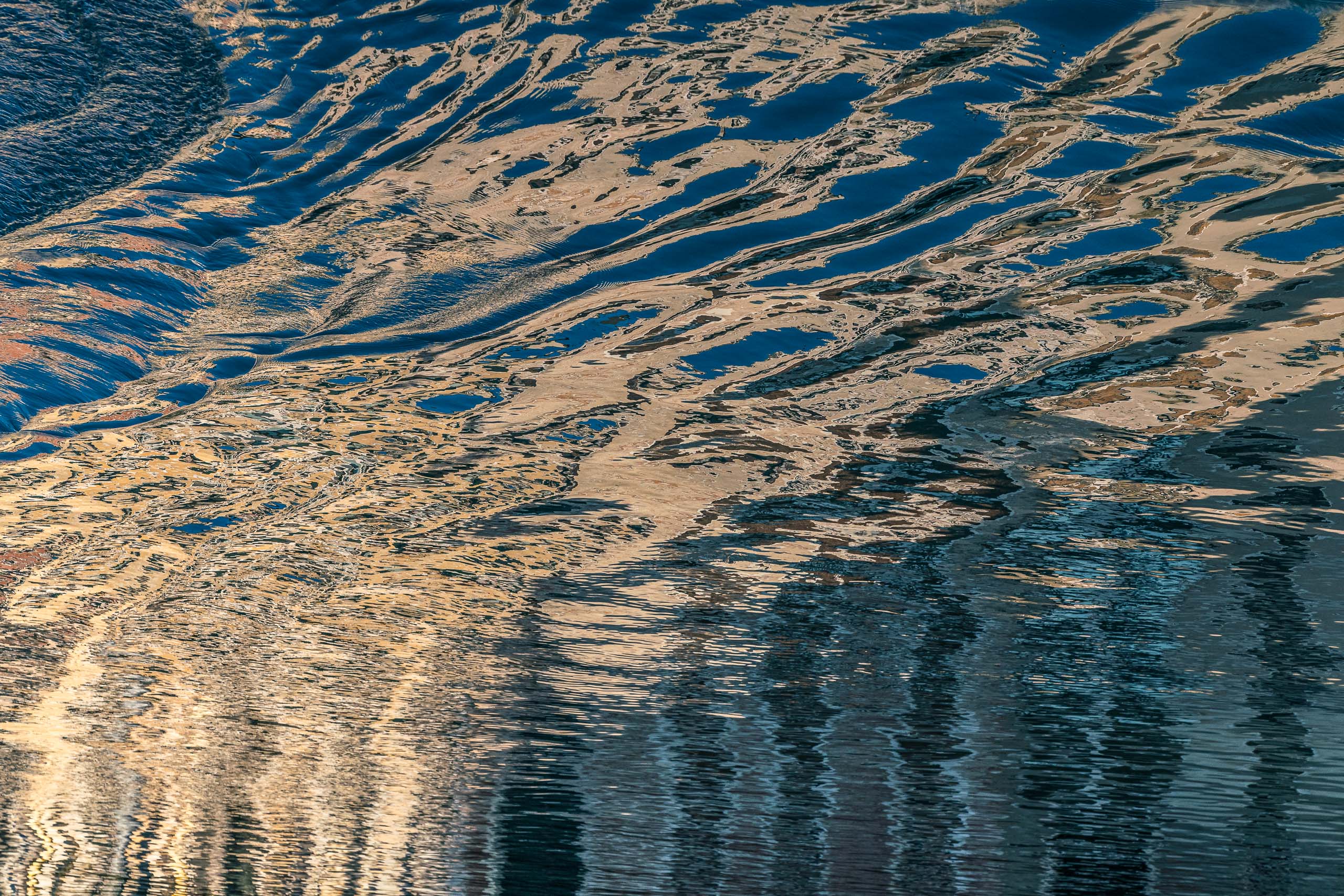 Travel and street photography of Venice Veneto Italy made by New York photographer Mary Catherine Messner (mcmessner).