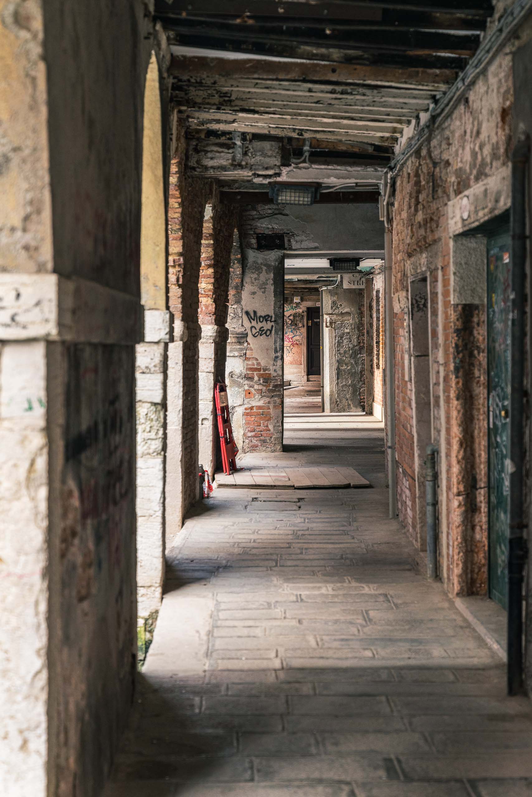 Fine Art and travel photography of the back streets of Venice Veneto Italy made by New York photographer Mary Catherine Messner (mcmessner).