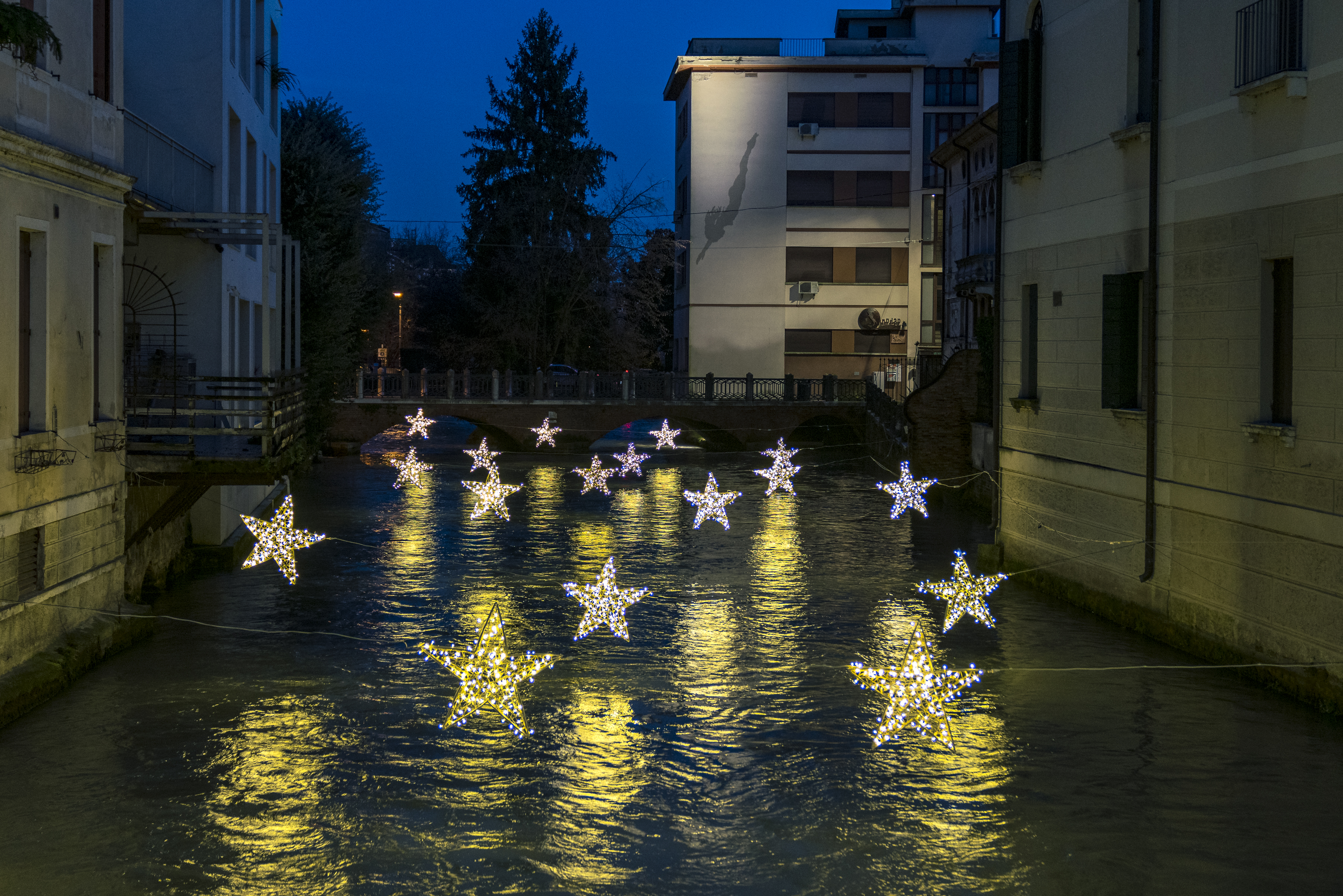 Fine Art and travel photography of Christmas in Treviso Veneto Italy made by Chicago photographer Mary Catherine Messner (mcmessner).